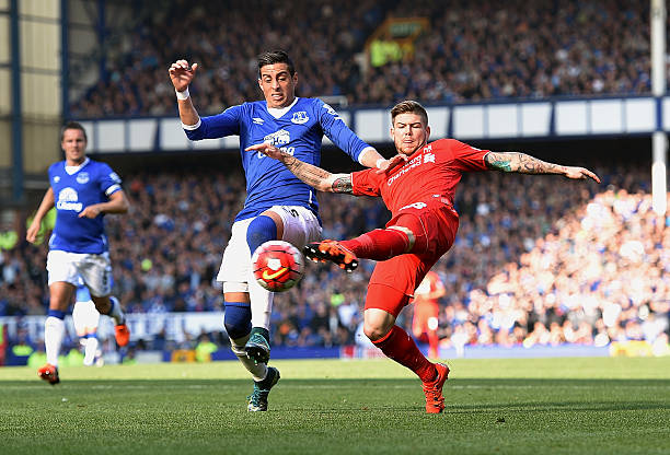 为其撰写引 为其撰写引