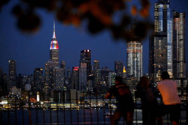 一位新東家 一位新東家